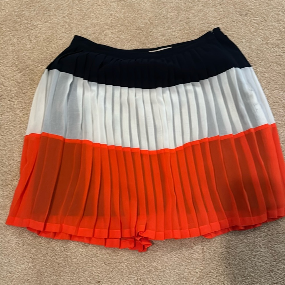 EUC Banana Republic flowy skirt